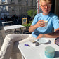 Robert är 188 cm lång och bär storlek M. | ljusblå